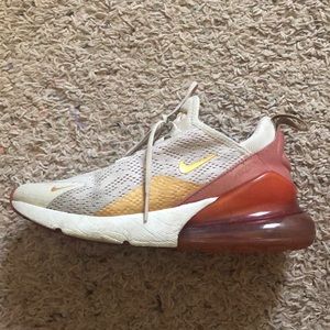 (W) Nike Air Max 270s Light Cream Terra Blush
